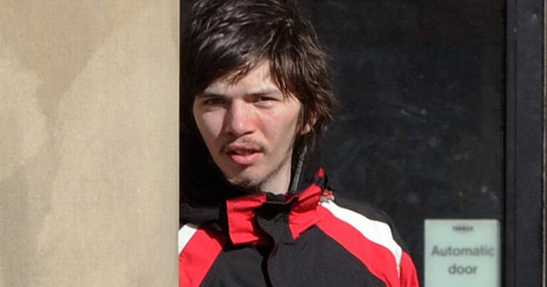 Άστεγος εκλιπαρεί τον δικαστή να τον στείλει φυλακή για να περάσει κάπου ζεστά τα γενέθλιά του