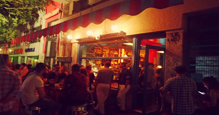 Δύο μπαρ της Αθήνας ξαναμπήκαν στη λίστα με τα 50 καλύτερα του κόσμου