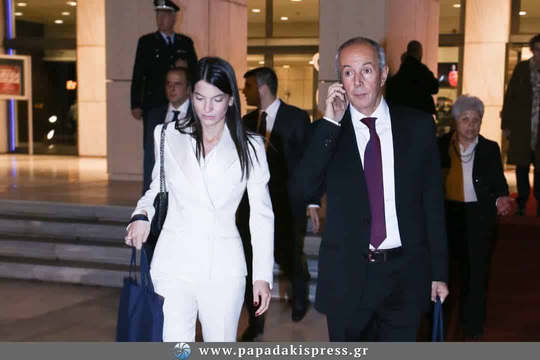 24χρονη Αθηναία ζει το όνειρο με τον 60χρονο εφοπλιστή Γιάννη Κούστα 95 93693687c9248dcbda860474160169c6
