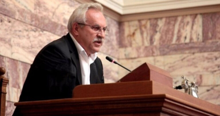 Ανοιχτό το ενδεχόμενο να αλλάζει το όριο των 15 ετών για την αλλαγή φύλου