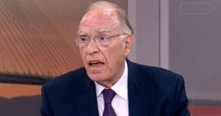 Λεβέντης: «Βρωμερό το πολιτικό σύστημα – Πάω για παραίτηση»