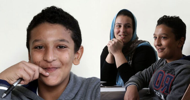 Προσφυγόπουλο από το Αφγανιστάν σημαιοφόρος στην 28η Οκτωβρίου