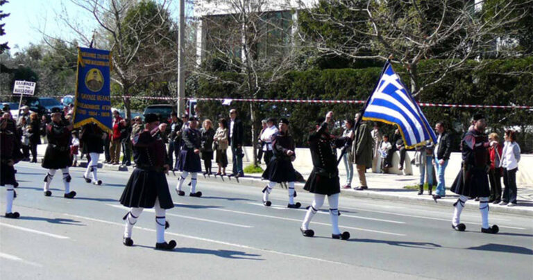 Θεσσαλονίκη: Πρόεδρος συλλόγου απαγόρευσε στις γυναίκες να κάνουν παρέλαση την 28η Οκτωβρίου
