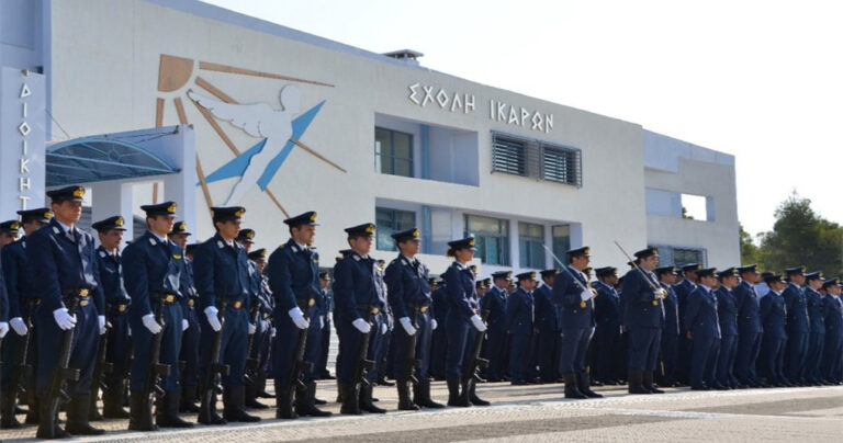 Η κυβέρνηση xωρίς καμία προειδοποίηση μείωσε τις συντάξεις των στρατιωτικών