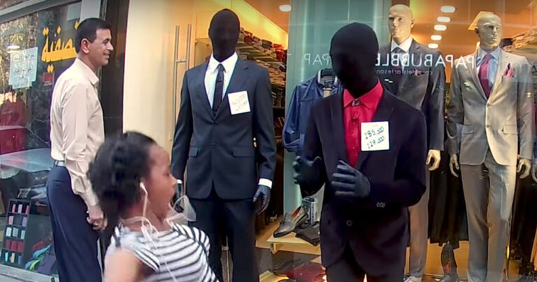 Τρεις άντρες ντύθηκαν ως κούκλες μανεκέν στον δρόμο και τρόμαξαν περαστικούς