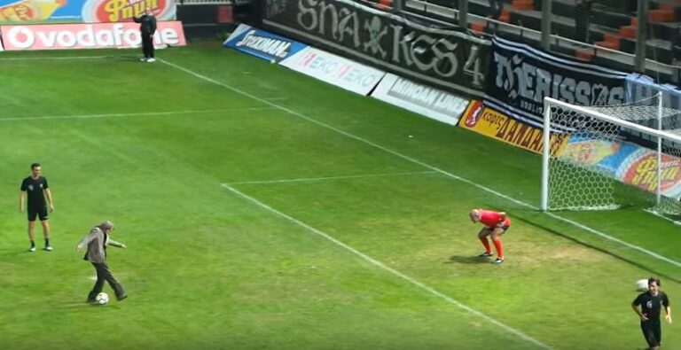 Ο Ψαραντώνης βάζει γκολ μέσα στο «Γεντί Κουλέ» στην Κρήτη