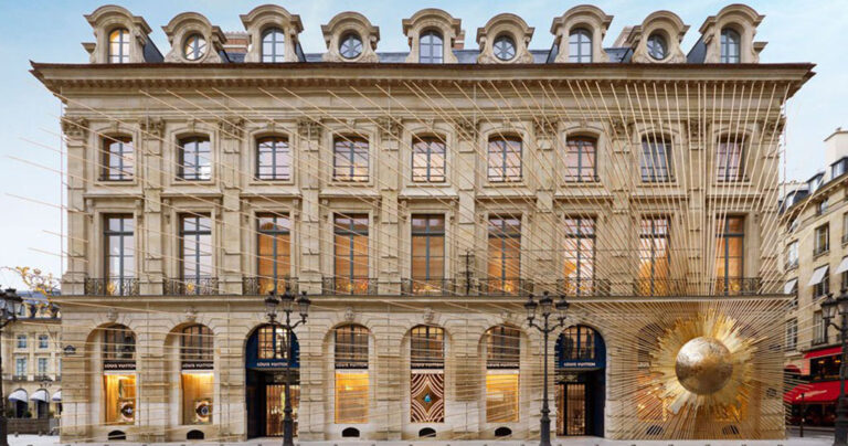 Το εντυπωσιακό νέο κατάστημα της Louis Vuitton στο Παρίσι είναι ένα αριστούργημα