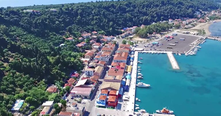 Η «Μύκονος» του Ιονίου που μοιάζει ανέγγιχτη από την κρίση