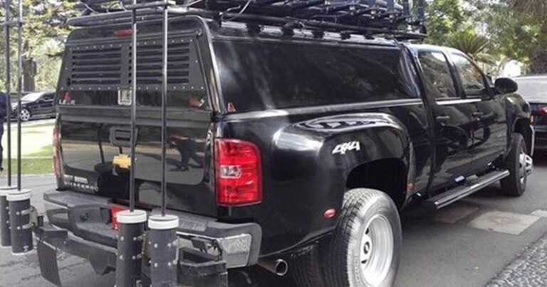 Mε «διαστημικό» θωρηκτό πήγε ο Αιγύπτιος πρόεδρος στη σύνοδο κορυφής