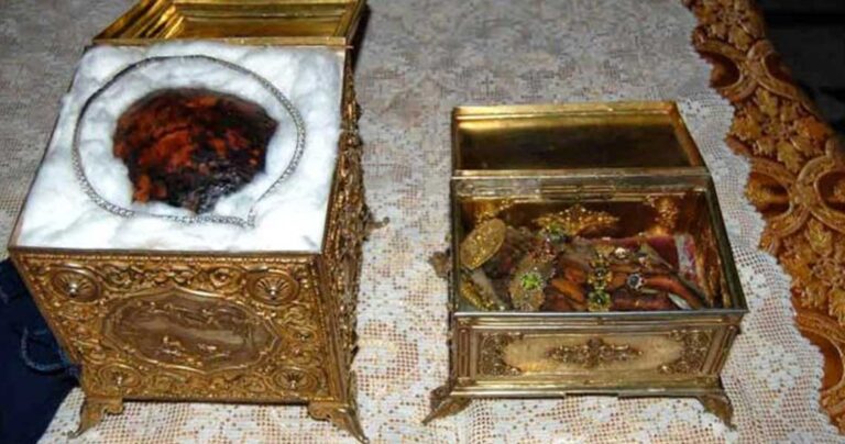 Τα αδιάφθορα λείψανα της Αγίας Αικατερίνης