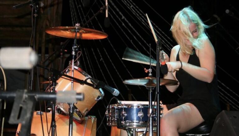 Οι ντράμερ είναι εξυπνότεροι από το μέσο όρο γιατί ο εγκέφαλός τους συντονίζει 4 κινήσεις ανά δευτερόλεπτο