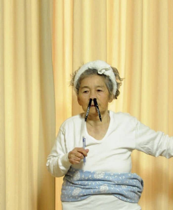 funny self portraits kimiko nishimoto 89 year old 4 5a0a9e0290269 700