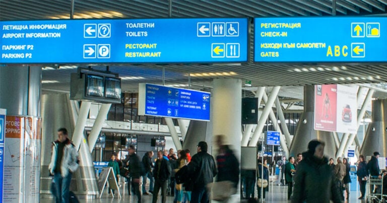 Τώρα και οι Βούλγαροι βάζουν σε «καραντίνα» τους Έλληνες επιβάτες