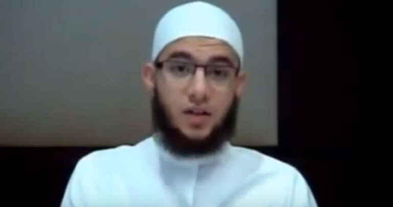 Δήλωση από Μουσουλμάνο: «Το να τραγουδάς τα κάλαντα είναι χειρότερο από φόνο»