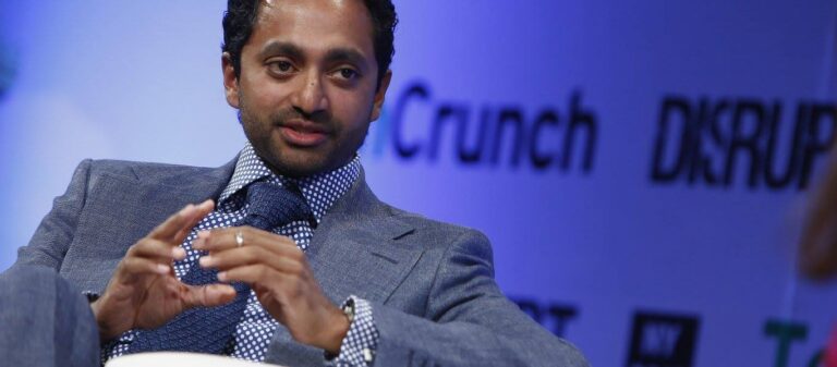 Πρώην στέλεχος του Facebook: «Δεν το καταλαβαίνετε αλλά σας προγραμματίζουν»