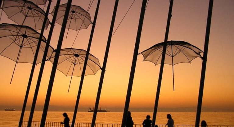 Φοιτητής αποχαιρετά τη Θεσσαλονίκη με τo πιο όμορφο γράμμα