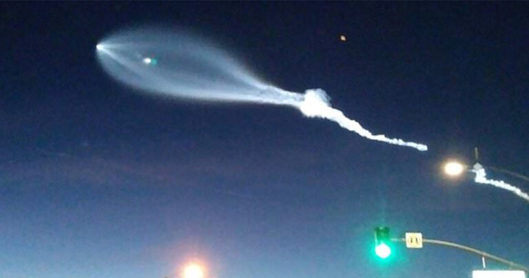 Άνθρωποι στην Καλιφόρνια είδαν ένα παράξενο φως στον ουρανό και τηλεφώνησαν στην αστυνομία