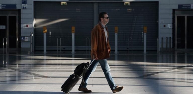 Μεταφορά φορολογικής κατοικίας στο εξωτερικό: Τι αλλάζει το 2018