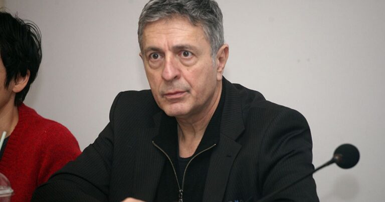 Κούλογλου: «Όταν έκλεισε η ΕΡΤ πουλούσα DVD με τις εκπομπές μου για να ζω»