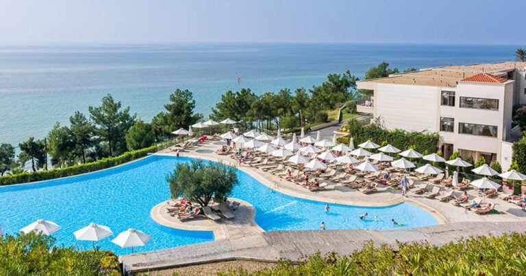 Ελληνικό το καλύτερο all-inclusive ξενοδοχείο στον κόσμο