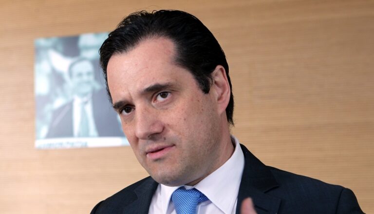 Γεωργιάδης: «Ο Τσίπρας περιμένει να βρει στη ΝΔ χρήσιμους ηλιθίους για τη ΠΓΔΜ»