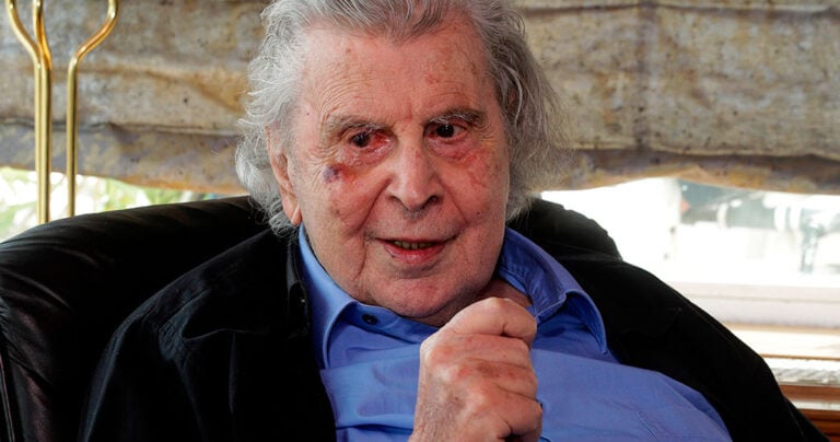M.Θεοδωράκης: «Να μην υπάρξει η λέξη Μακεδονία στο νέο όνομα της ΠΓΔΜ»