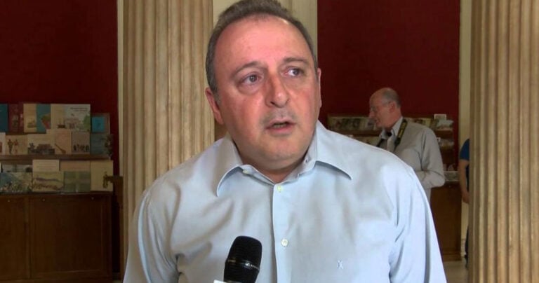 Καμπουράκης: Το Mega ξεψύχησε όταν κατέρρευσαν άπνοα τα κοινωνικά στρώματα στα οποία απευθυνόταν