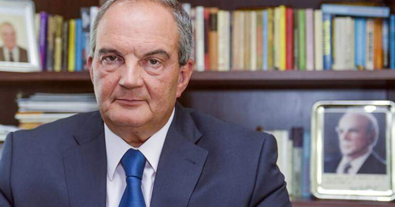 Ηχηρή παρέμβαση Καραμανλή για Σκοπιανό: «Δεν υφίσταται μακεδονικό έθνος»