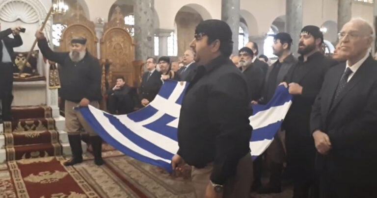 Οι Κρητικοί έψαλαν τον Εθνικό Ύμνο μέσα στον Άγιο Δημήτριο Θεσσαλονίκης