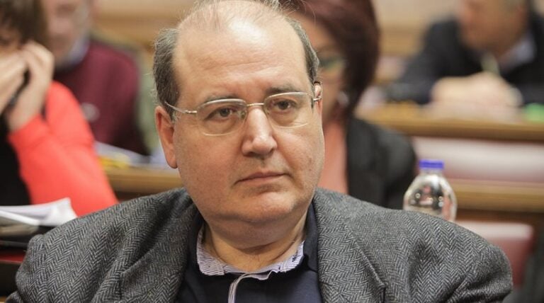 Φίλης: «Με λύση του Σκοπιανού θα έχουμε καλύτερη έξοδο από τα μνημόνια»