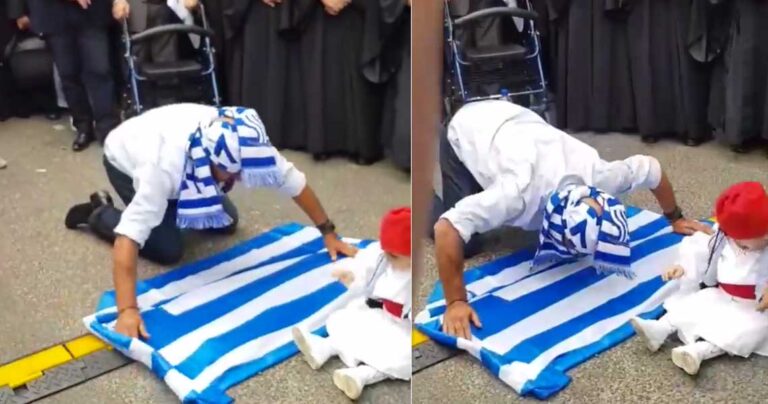 Έλληνας της Αυστραλίας φιλάει την ελληνική σημαία για την Μακεδονία