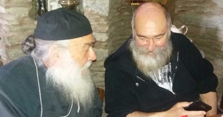 Πνευματικός Τζίμη Πανούση: «Του έλεγα ότι ήταν άγιος άνθρωπος»