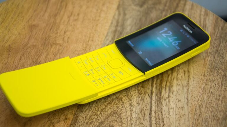 Tο θρυλικό Nokia 8110 ξανά στην κυκλοφορία