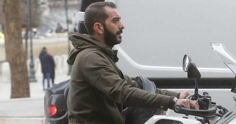 O Κουτσόπουλος του Masterchef είναι μηχανόβιος και οδηγάει τεράστια μηχανή