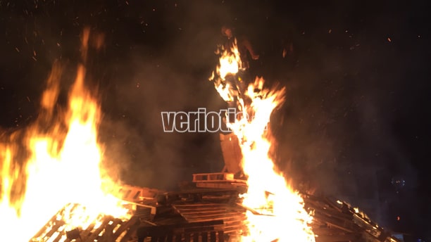 Έκαναν τον Μπουτάρη βασιλιά του καρναβαλιού και μετά τον έκαψαν 14 img 0968