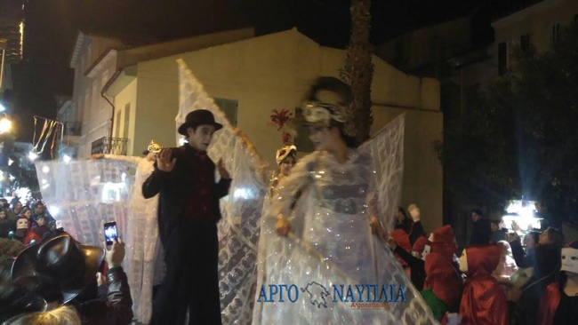 Εκπληκτικό σκηνικό στο Βενετσιάνικο Καρναβάλι του Ναυπλίου 37 venetsianiko7 nafplio