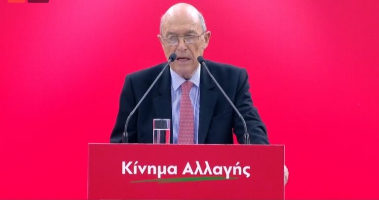 Σημίτης: «Πρέπει να πιάσουμε τον παλμό της νέας εποχής και να ανοίξουμε αξιόπιστες προοπτικές»