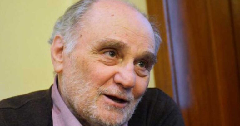 Φιλόσοφος Ράμφος: «Να βάλουμε τέλος στο πανάρχαιο ελληνικό μειονέκτημα της αυτάρκειας»