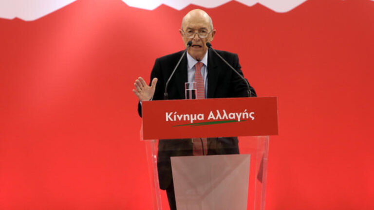 Σημίτης: «Να είμαστε ειλικρινείς με την κοινωνία»