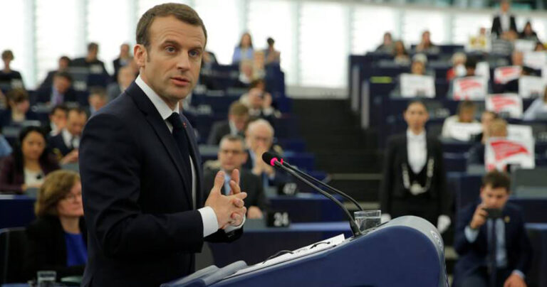 Μακρόν: «Στηρίζουμε την Ελλάδα αν απειληθεί στην Ανατολική Μεσόγειο»