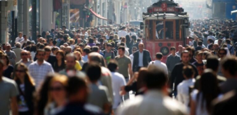 Τα επίσημα στοιχεία από τα τουρκικά δημοτολόγια προκαλούν σοκ στους Τούρκους