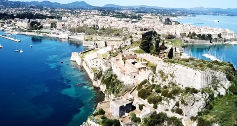 Η Κέρκυρα από ψηλά: Ή αρχόντισσα του Ιονίου ντυμένη στα γιορτινά της