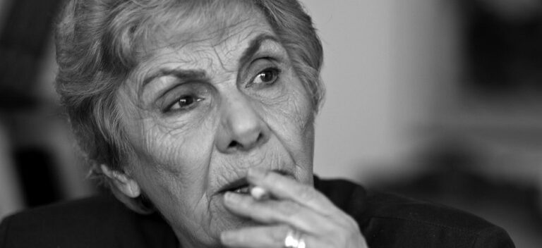 Κική Δημουλά: «Όλοι έχουμε μέσα μας μιαν άλλη ζωή η οποία ενοχλεί, απαιτεί, παραπονιέται, δεν έζησε»