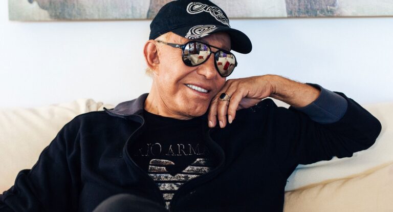 Γιάννης Φλωρινιώτης: «Μας χτυπούσαν στο ορφανοτροφείο»