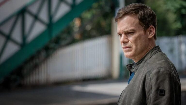 O «Dexter» επέστρεψε σε νέα σειρά στο Netflix που θα σου κάψει το μυαλό