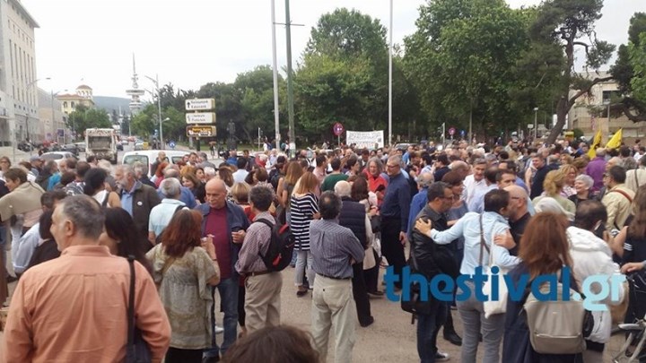 Πραγματοποιήθηκε συγκέντρωση υπέρ του Μπουτάρη στον Λευκό Πύργο