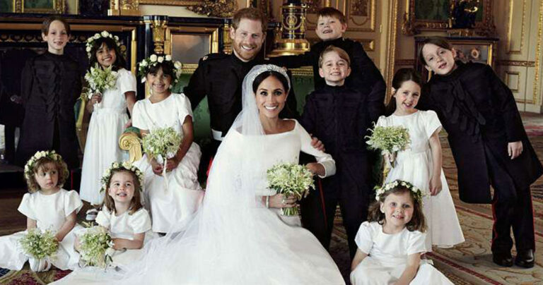 Το πειραχτήρι πρίγκιπας Τζορτζ έκλεψε την παράσταση στην επίσημη φωτογράφιση γάμου