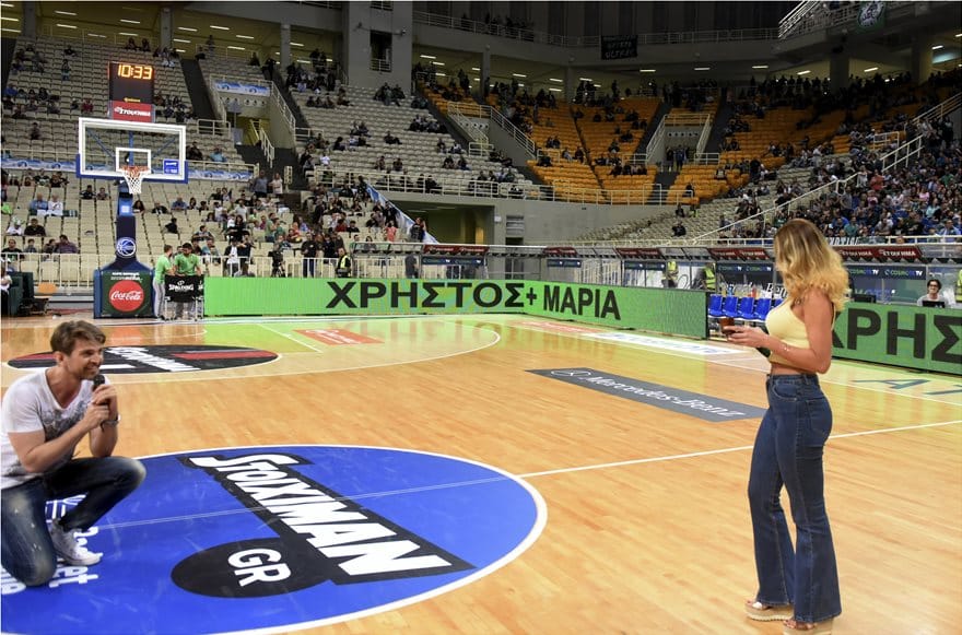 ΠΑΟ-ΑΕΚ: Έκανε πρόταση γάμου και γκρέμισε το ΟΑΚΑ η εντυπωσιακή Μαρία 1 4455731