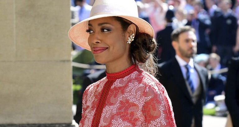 Το πολύ κομψό φόρεμα Έλληνα σχεδιαστή που φόρεσε ηθοποιός στο βασιλικό γάμο