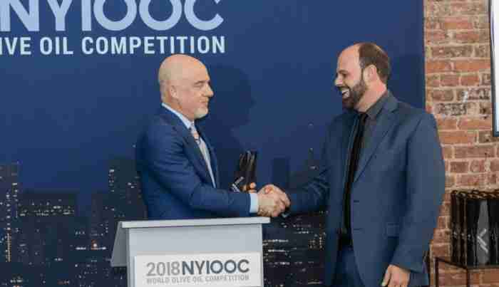 Η Ελλάδα κέρδισε 53 βραβεία σε παγκόσμιο διαγωνισμό ελαιόλαδου